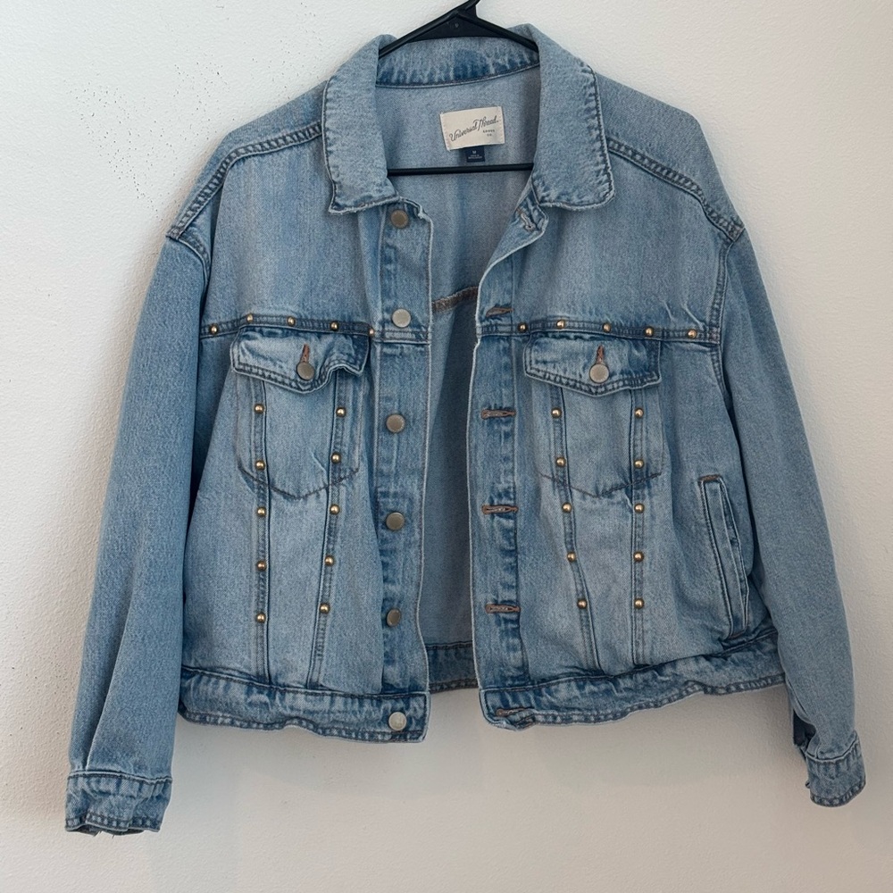 UNIVERSAL THREAD Women’s Studded Jean Jacket
